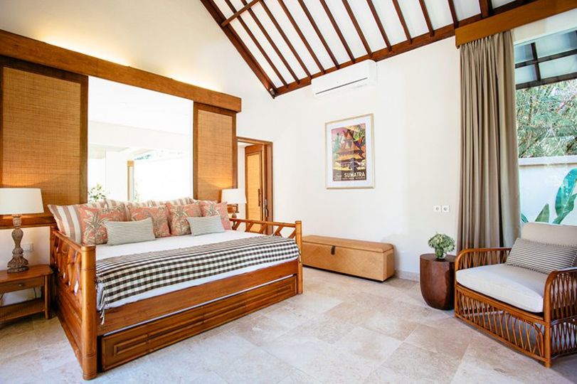 Elegant Tropical Escape –  Bali Villa 1063