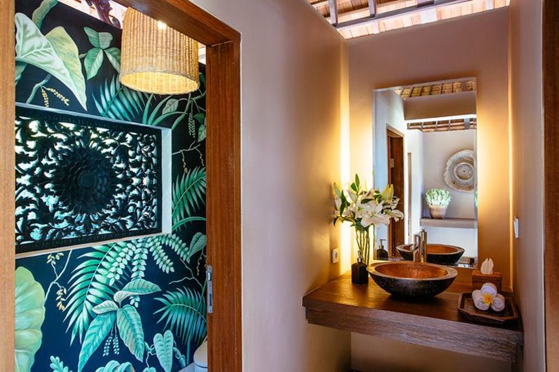 Elegant Tropical Escape –  Bali Villa 1063
