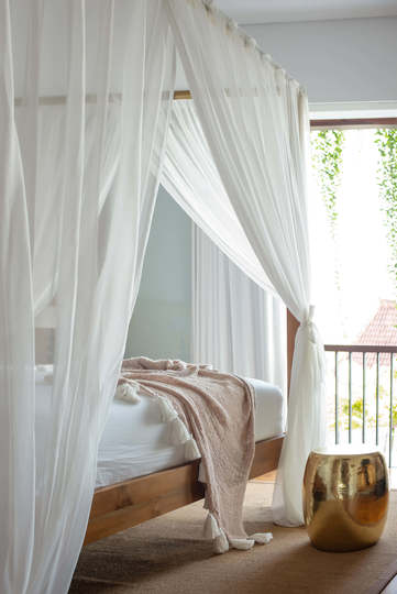 Stylish Beachside Villa with Pool & Stunning Views – Bali Villa 1068