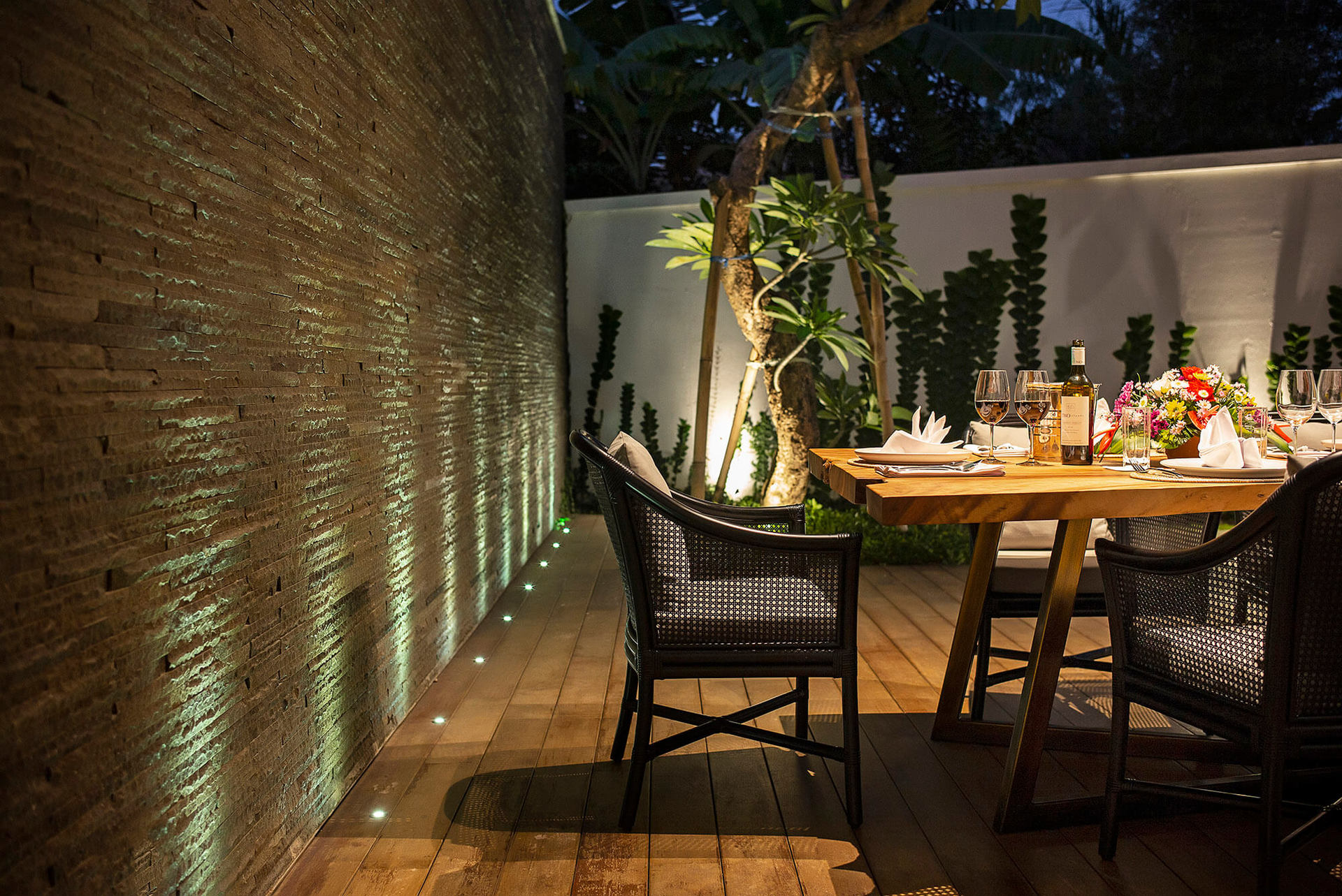 Stylish Beachside Villa with Pool & Stunning Views – Bali Villa 1068
