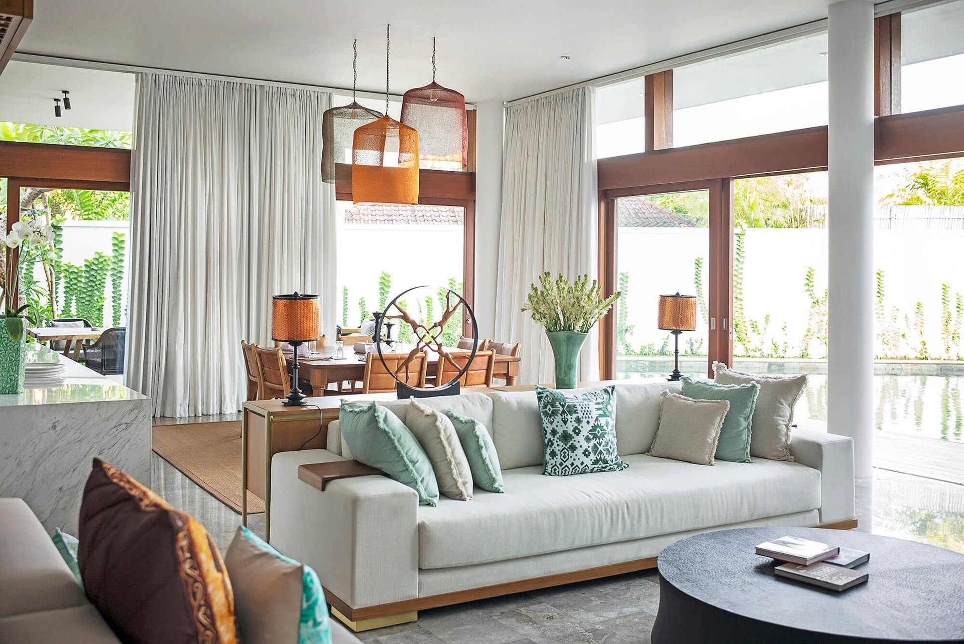 Stylish Beachside Villa with Pool & Stunning Views – Bali Villa 1068