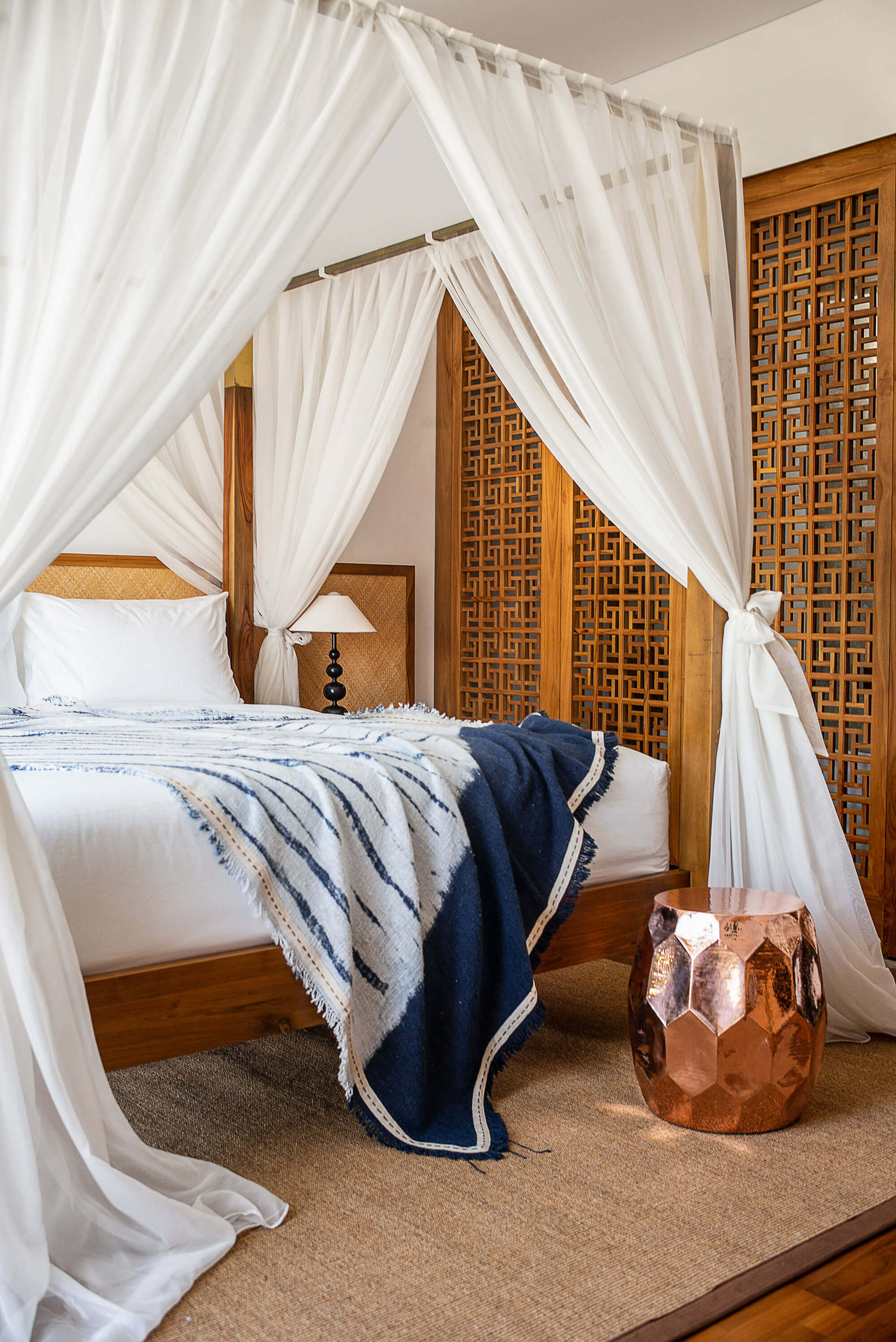 Stylish Beachside Villa with Pool & Stunning Views – Bali Villa 1068