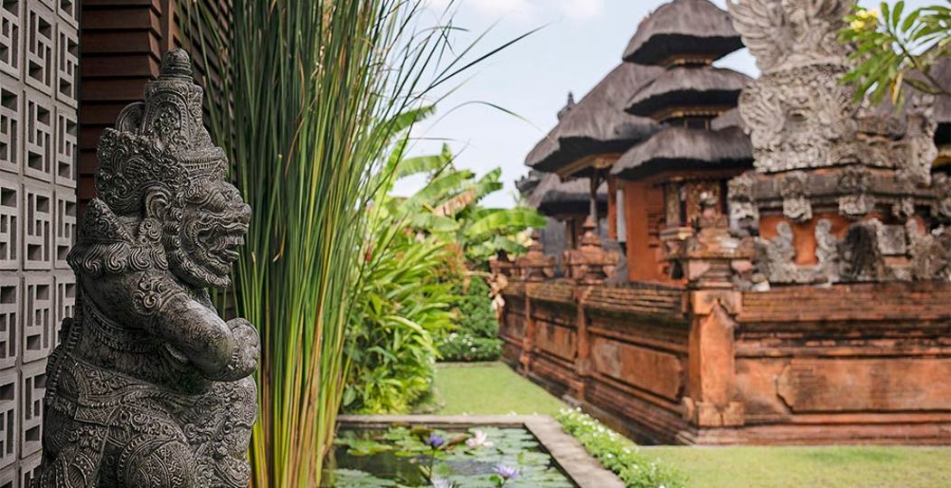 Stylish Beachside Villa with Pool & Stunning Views – Bali Villa 1068