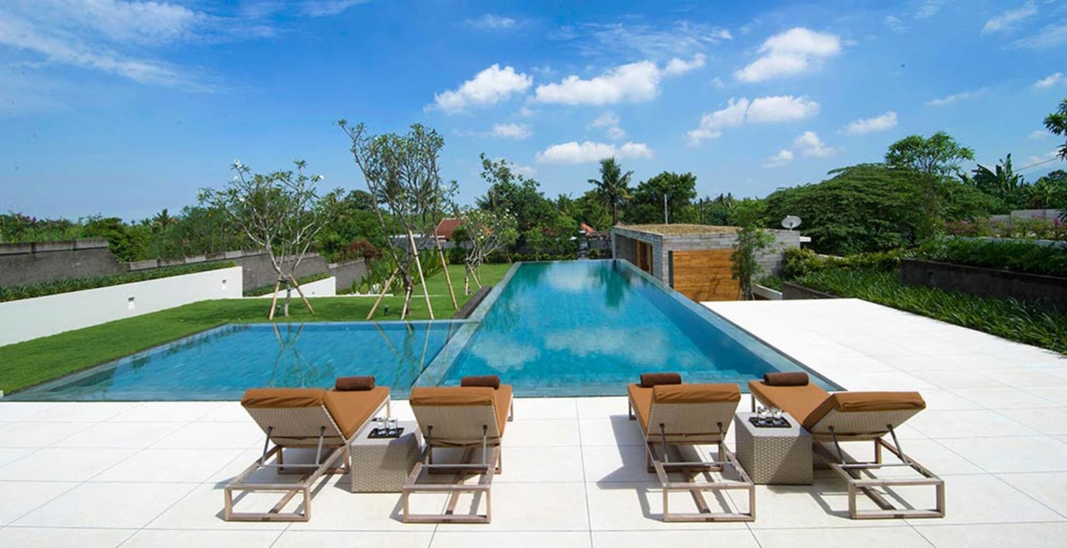 Where Tranquility Meets Luxury – Bali Villa 1071