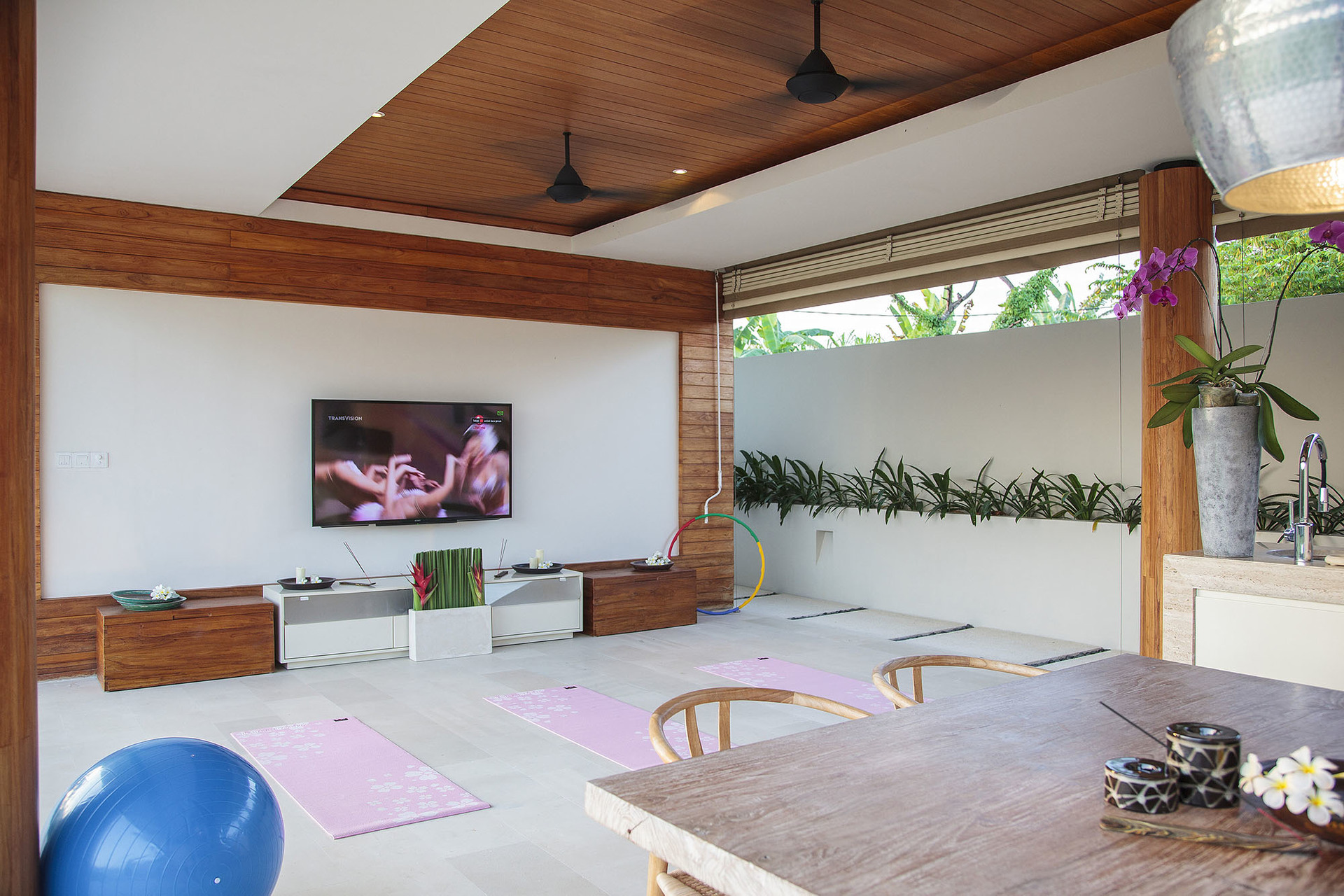 Where Tranquility Meets Luxury – Bali Villa 1071