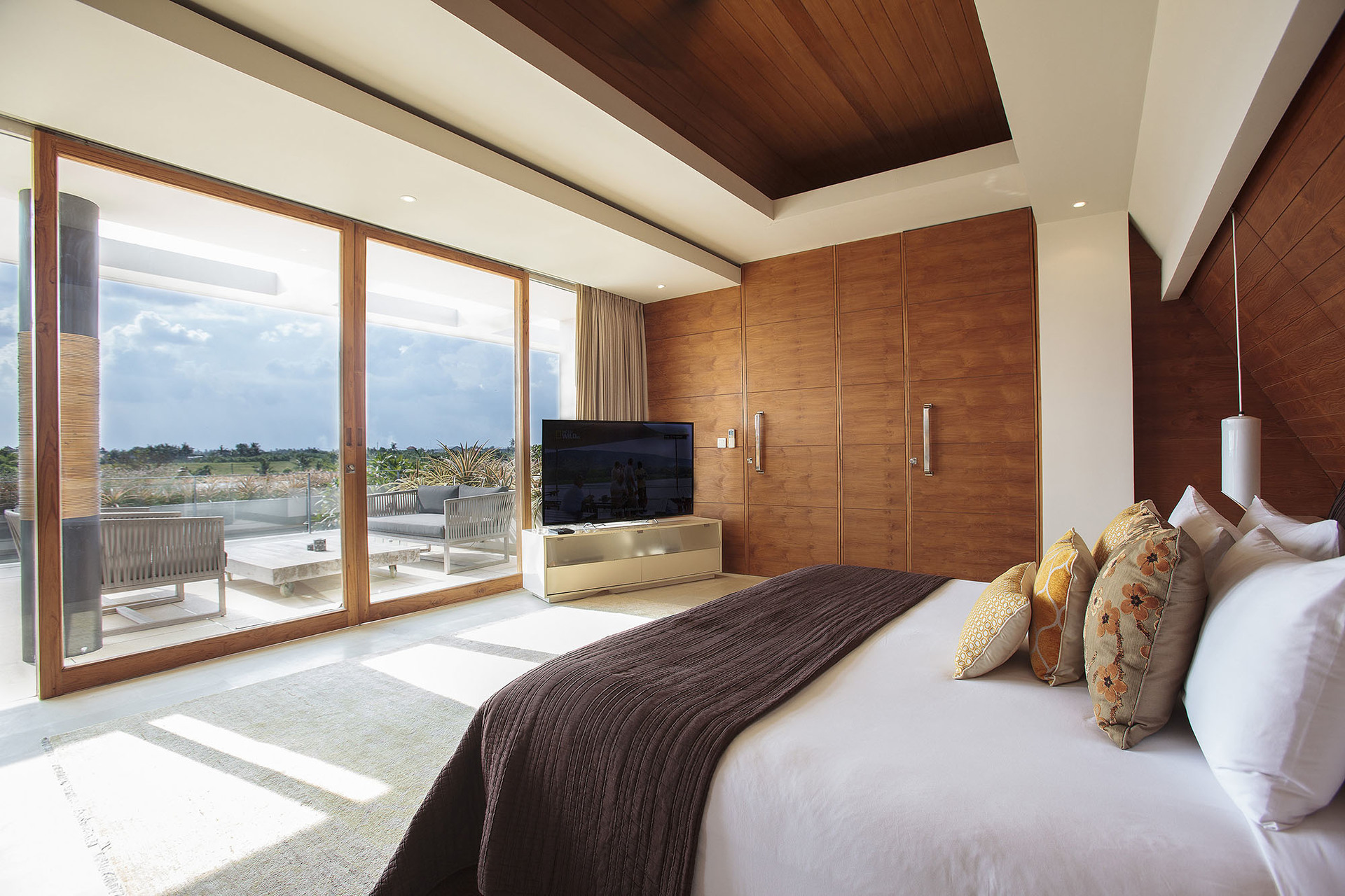 Where Tranquility Meets Luxury – Bali Villa 1071
