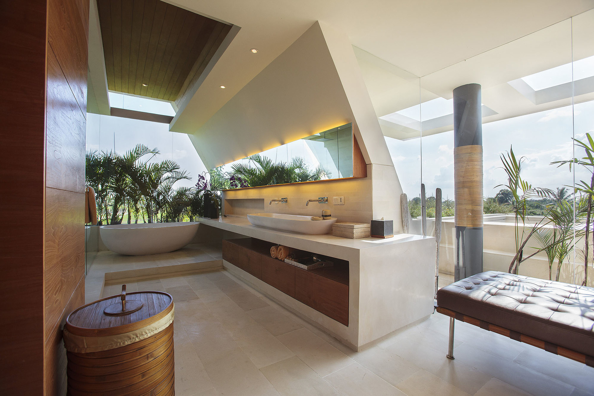 Where Tranquility Meets Luxury – Bali Villa 1071