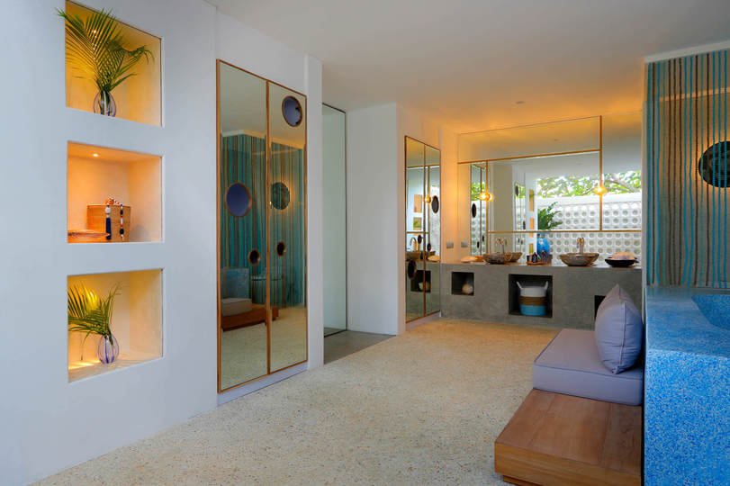 Steps from the Sea, Wrapped in Luxury – Bali Villa 1073
