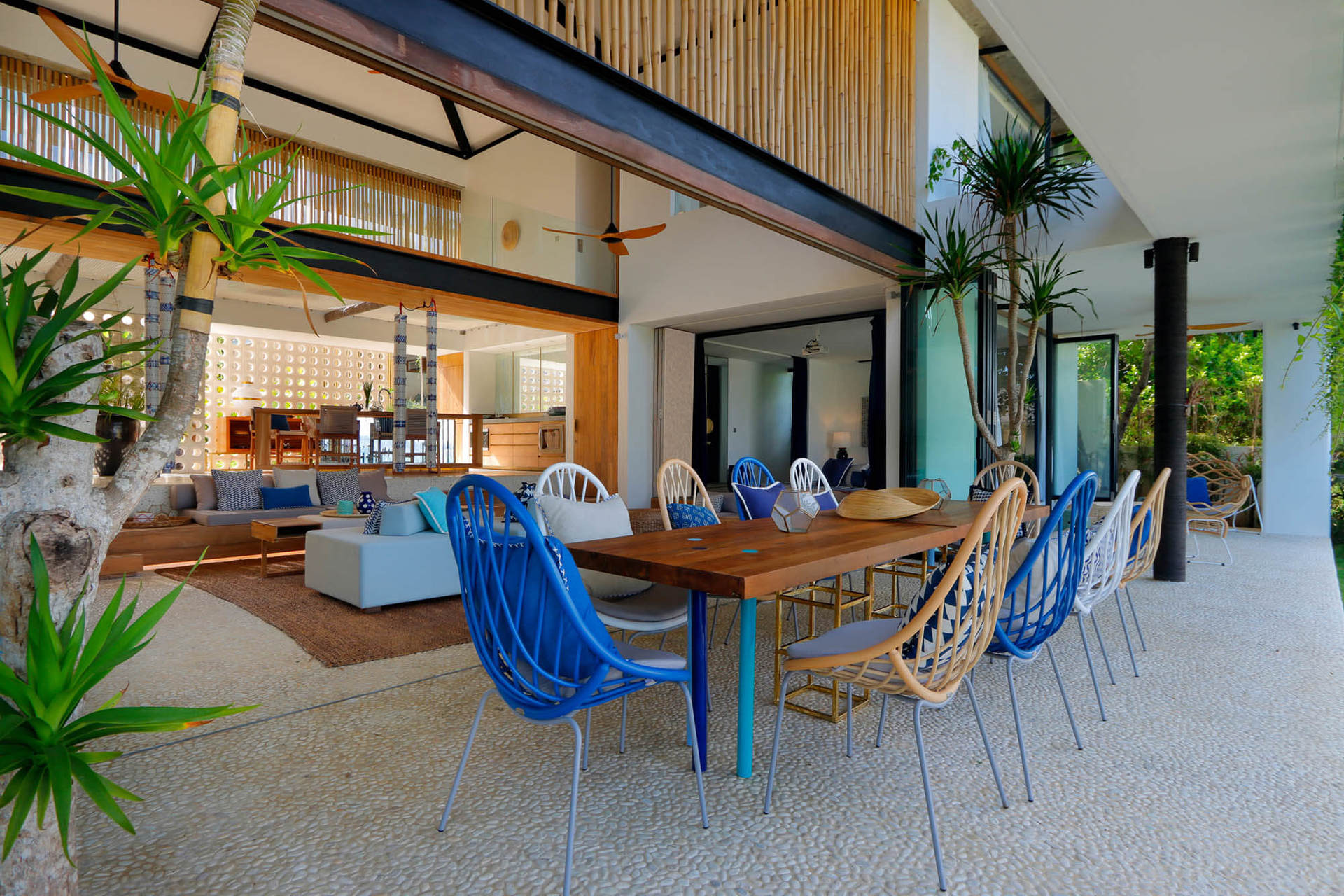 Steps from the Sea, Wrapped in Luxury – Bali Villa 1073