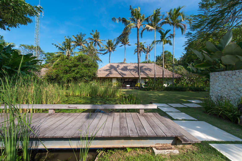 Luxury Rooted in Serenity – Bali Villa 1074