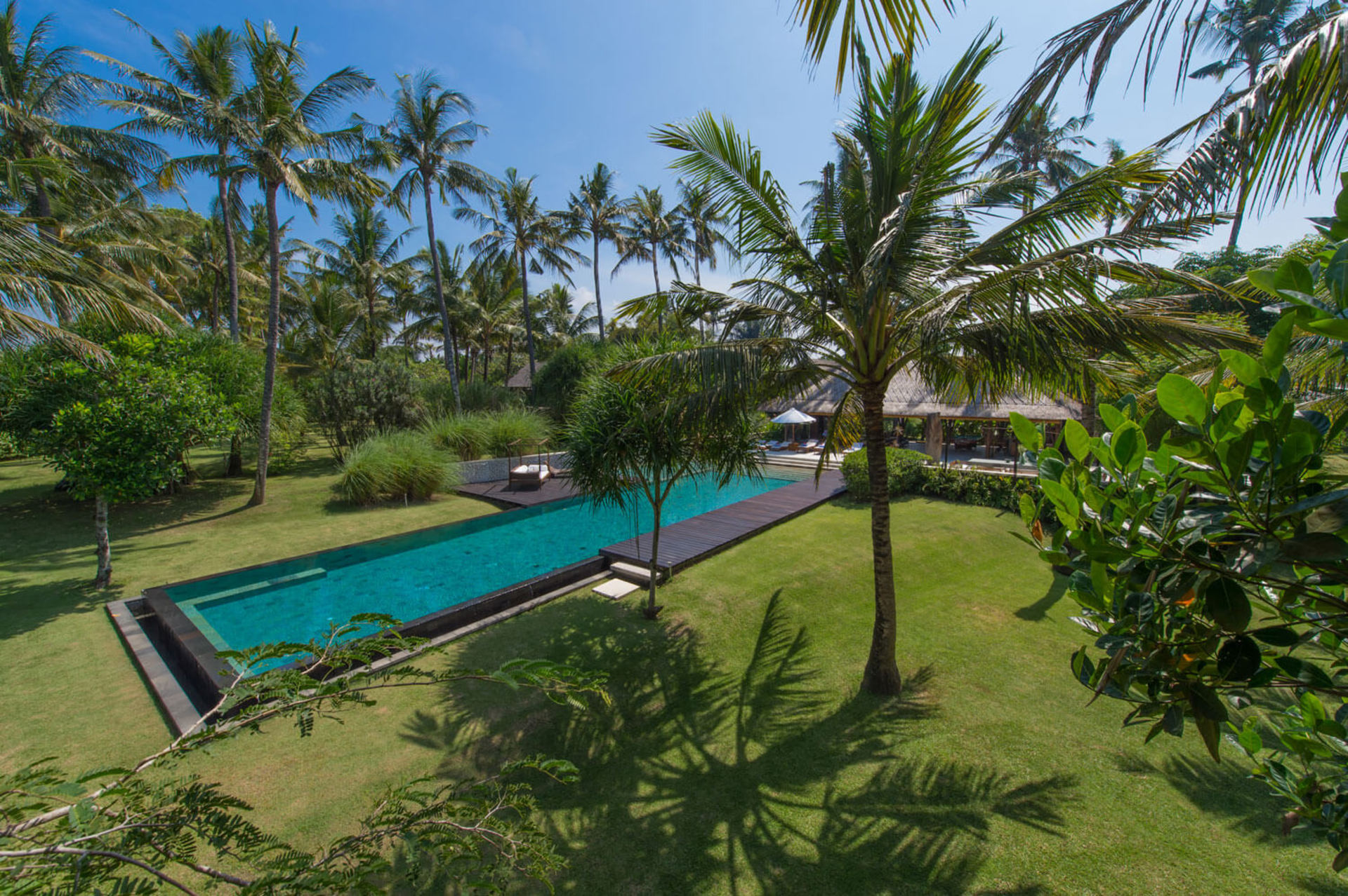 Luxury Rooted in Serenity – Bali Villa 1074