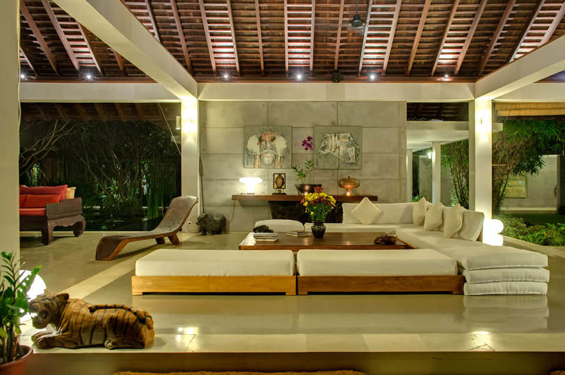 Luxury Rooted in Serenity – Bali Villa 1074