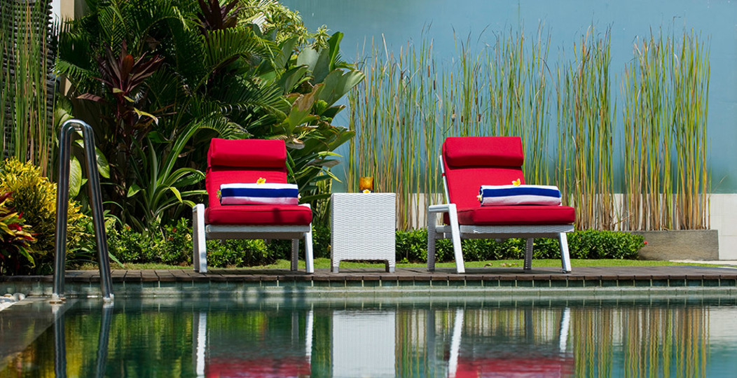 Beachfront Bliss Awaits You – Bali Villa 1076