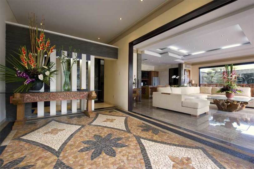 Beachfront Bliss Awaits You – Bali Villa 1076