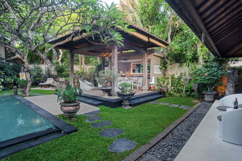 Seaside Bliss and Serenity, Bali Villa 1077