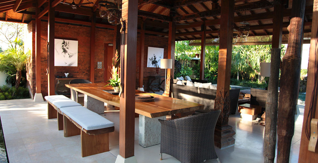 A Private Bali Haven Just Steps from the Sea – 1081