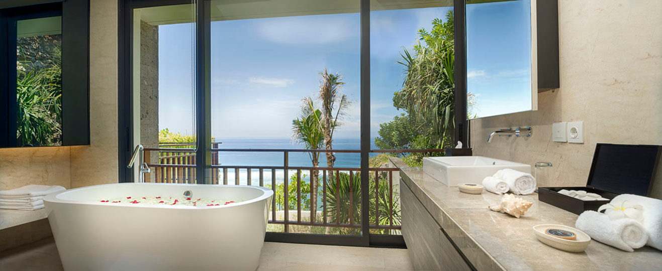 Bali Villa 1082: Cliffside Luxury with Ocean Views
