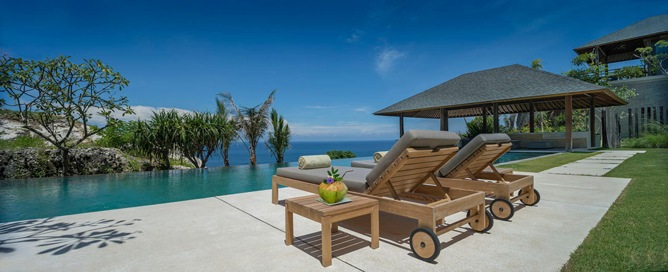 Exclusive Cliffside Retreat – Bali Villa 1083