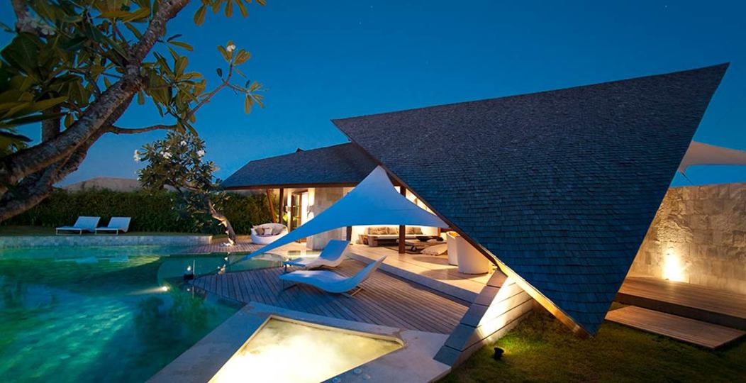Dreamy Seminyak Hideaway by the Sea – Villa 1086