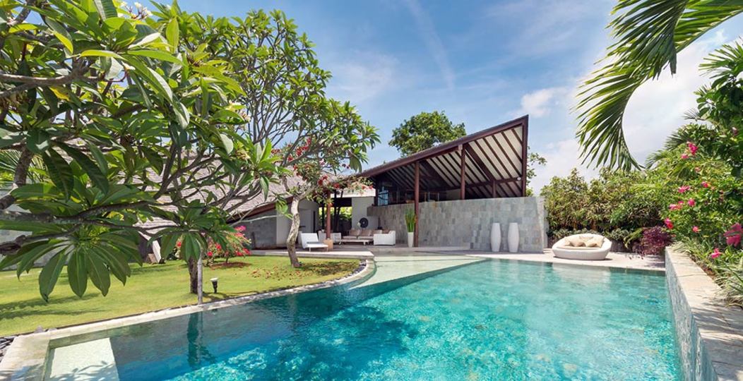 Dreamy Seminyak Hideaway by the Sea – Villa 1086