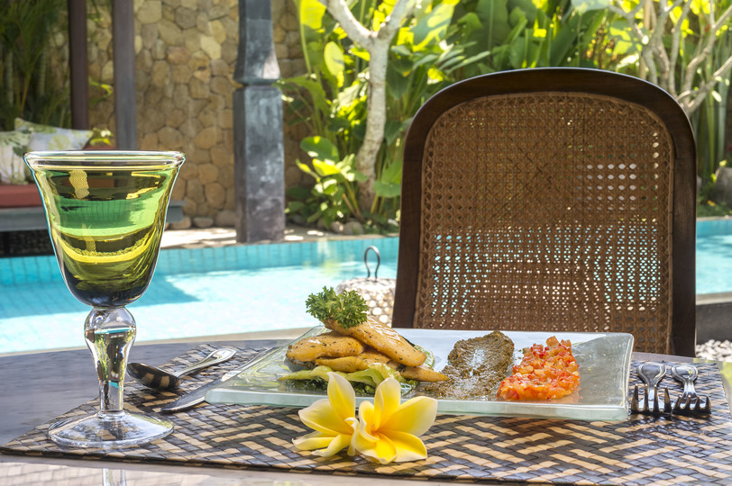 Tranquil Luxury Escape Near Seminyak – Bali Villa 1092
