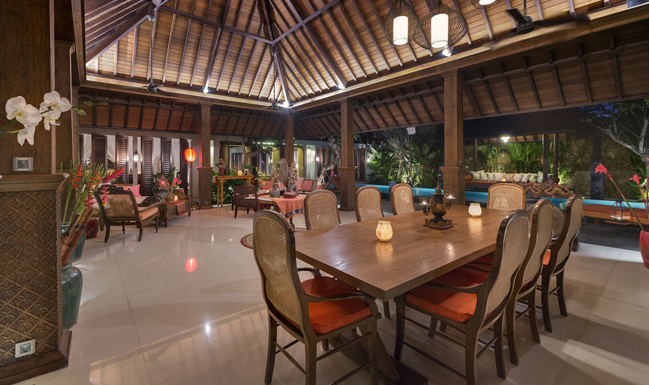 Tranquil Luxury Escape Near Seminyak – Bali Villa 1092