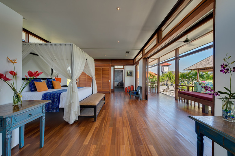 Spacious Luxury Retreat Near Beach – Bali Villa 1098
