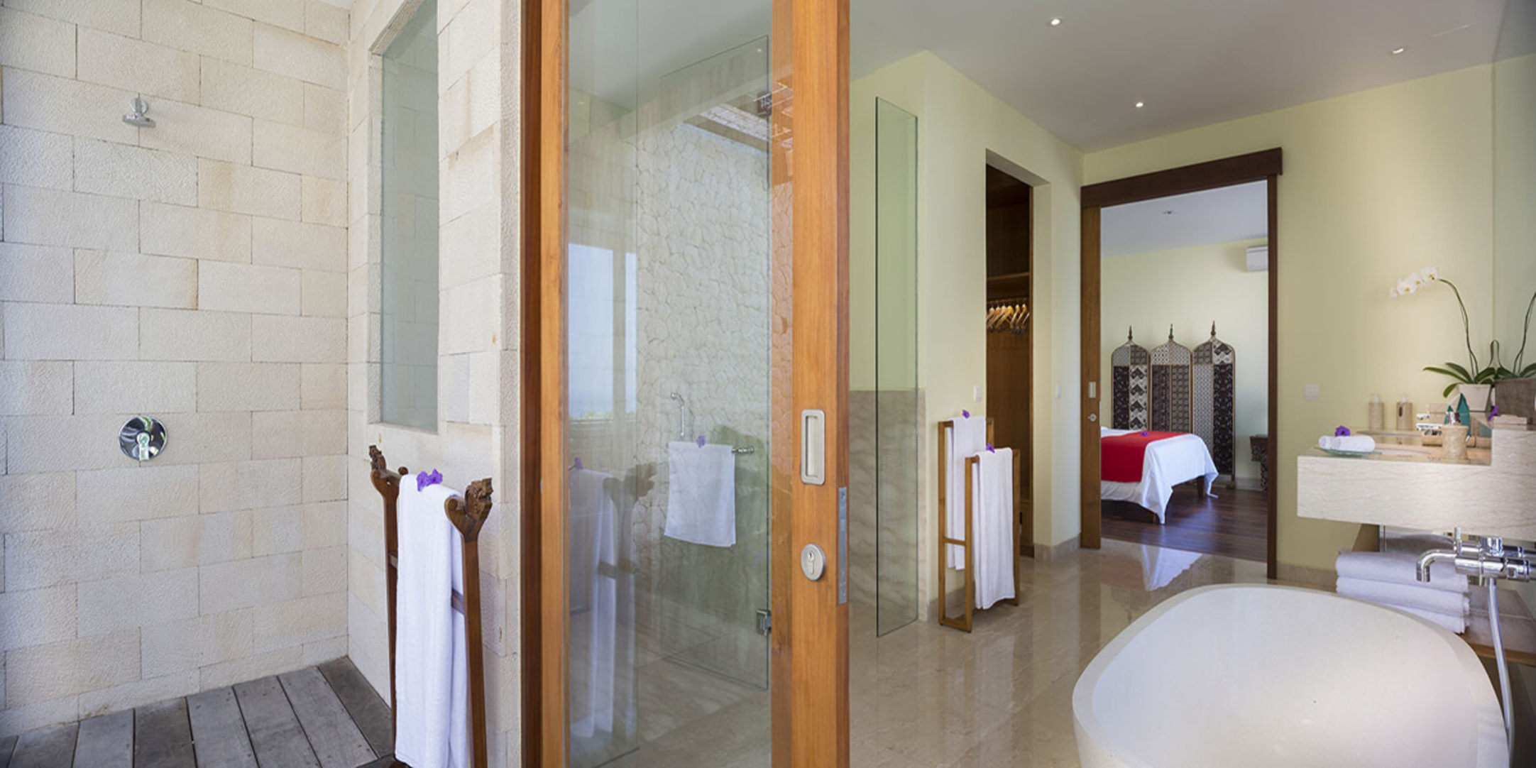 Tranquil Villa Near Berawa Beach – Bali Villa 1099