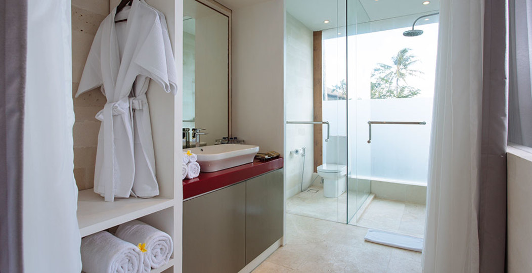 Modern Beachside Escape with Private Pool – Bali Villa 1108