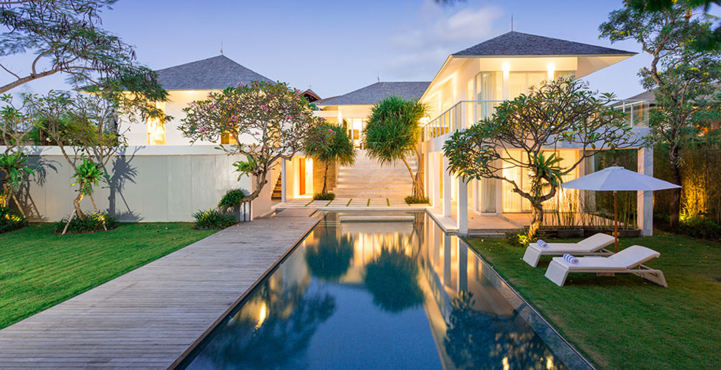 Modern Beachside Escape with Private Pool – Bali Villa 1108, Canggu, Indonesia