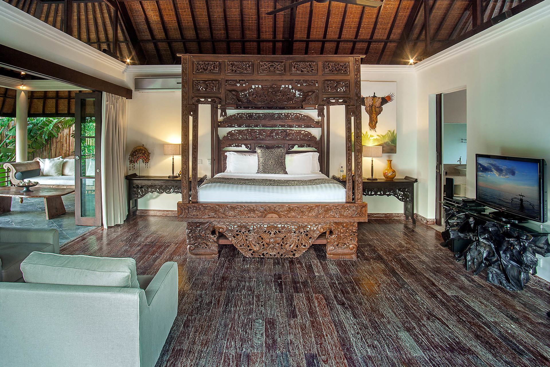 Tranquil Oasis with Ocean Breezes – Bali Villa 1110