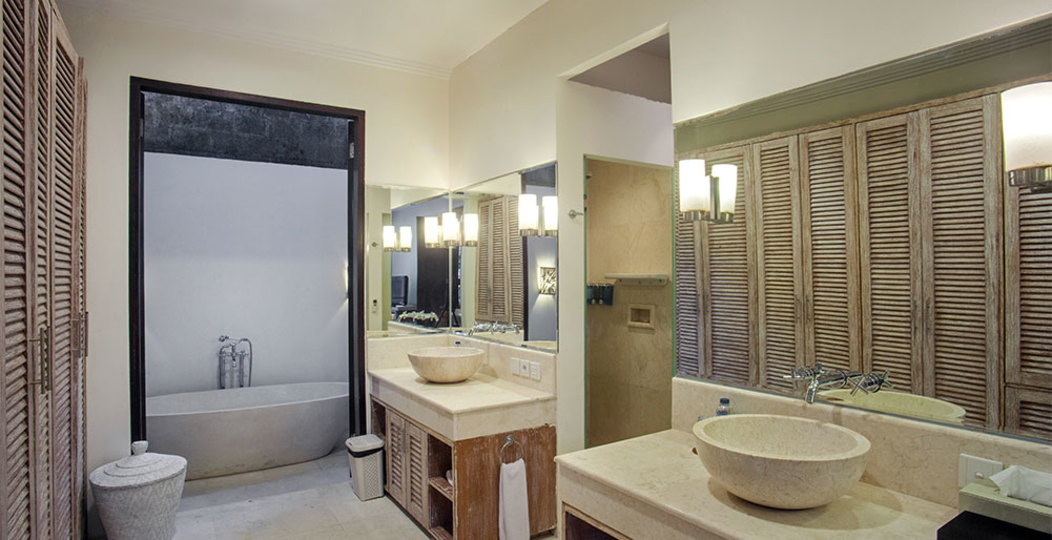 Tranquil Oasis with Ocean Breezes – Bali Villa 1110
