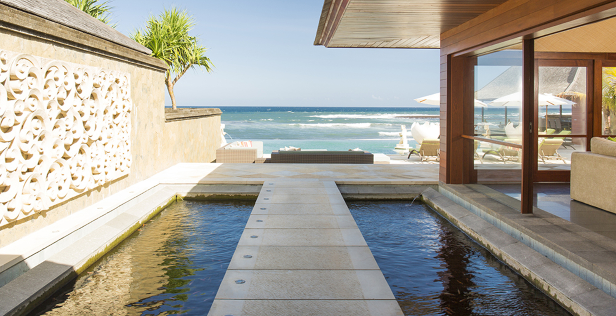 Private Beachfront Escape – Bali Villa 1115
