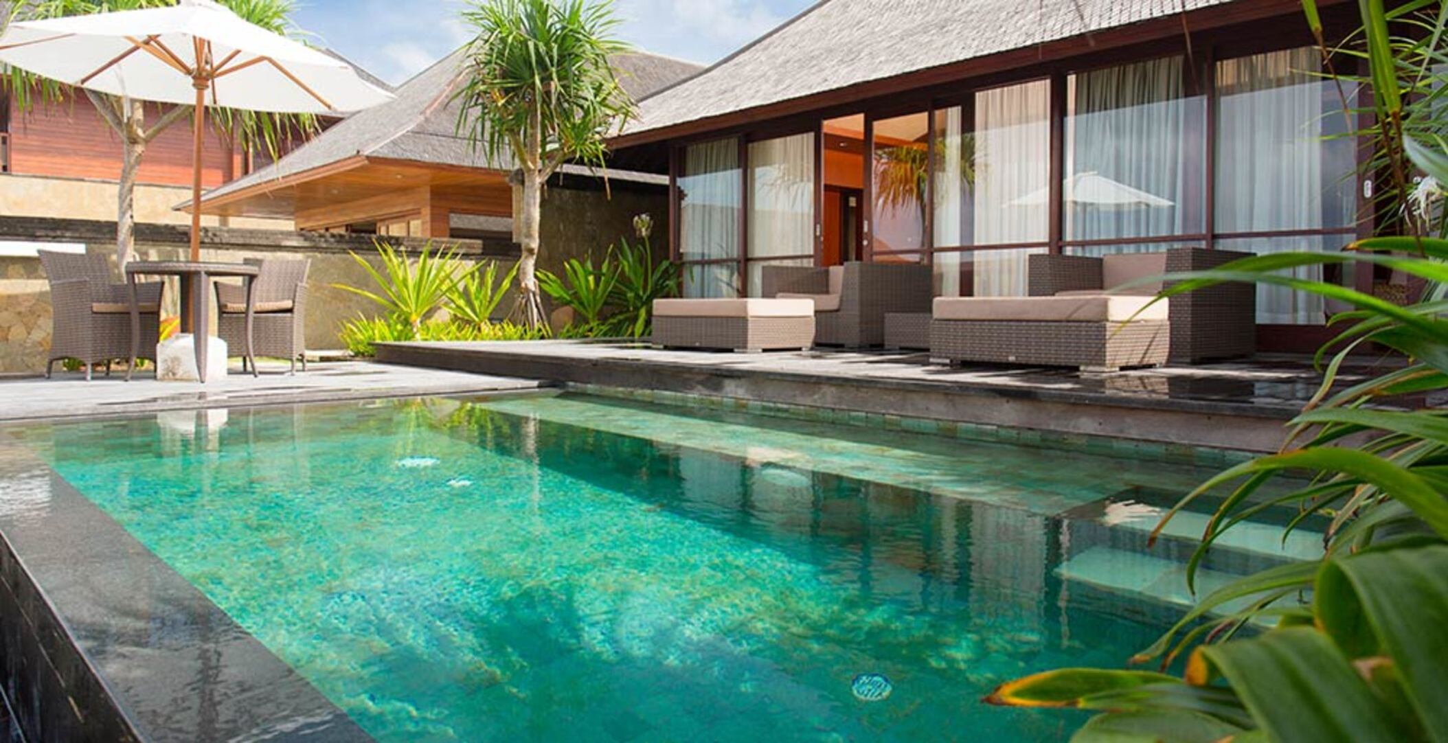Private Beachfront Escape – Bali Villa 1115