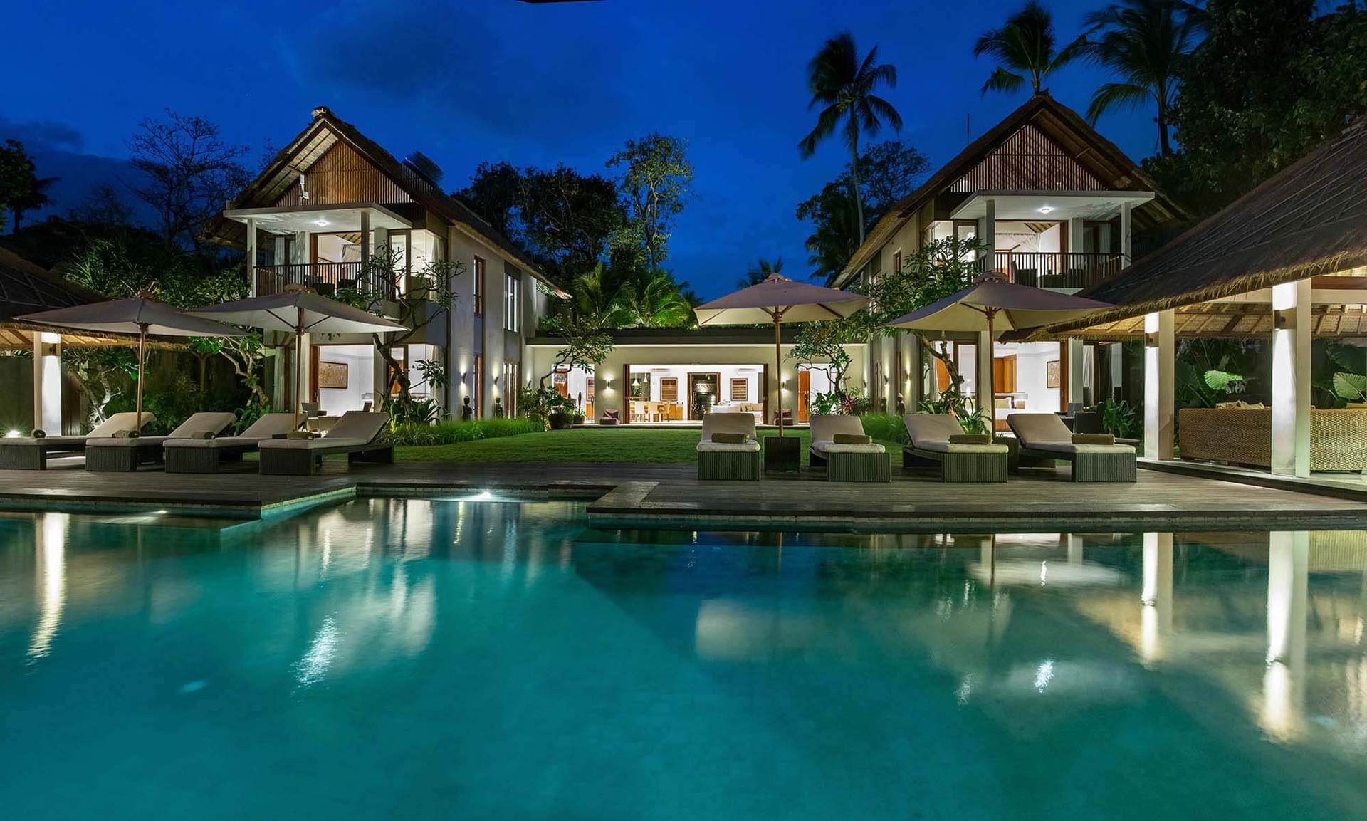 Lush Gardens Sea Views - Bali Villa 1116