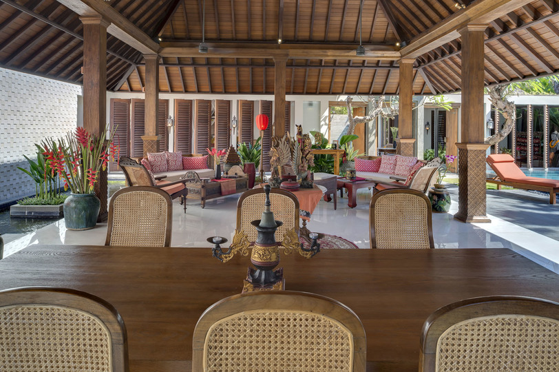 Serene luxury in lush gardens, Bali Villa 1124