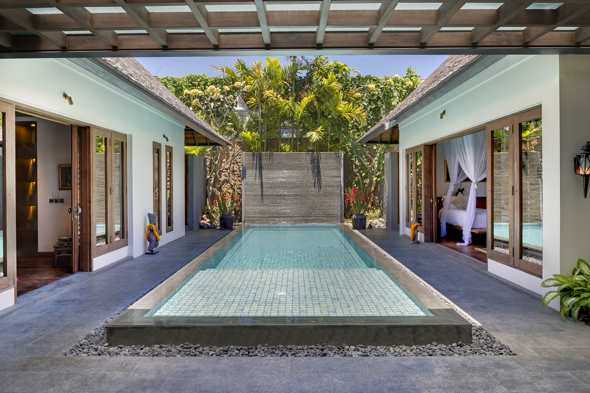 Serene luxury in lush gardens, Bali Villa 1124