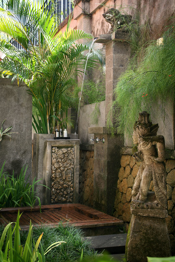Serene luxury in lush gardens, Bali Villa 1124