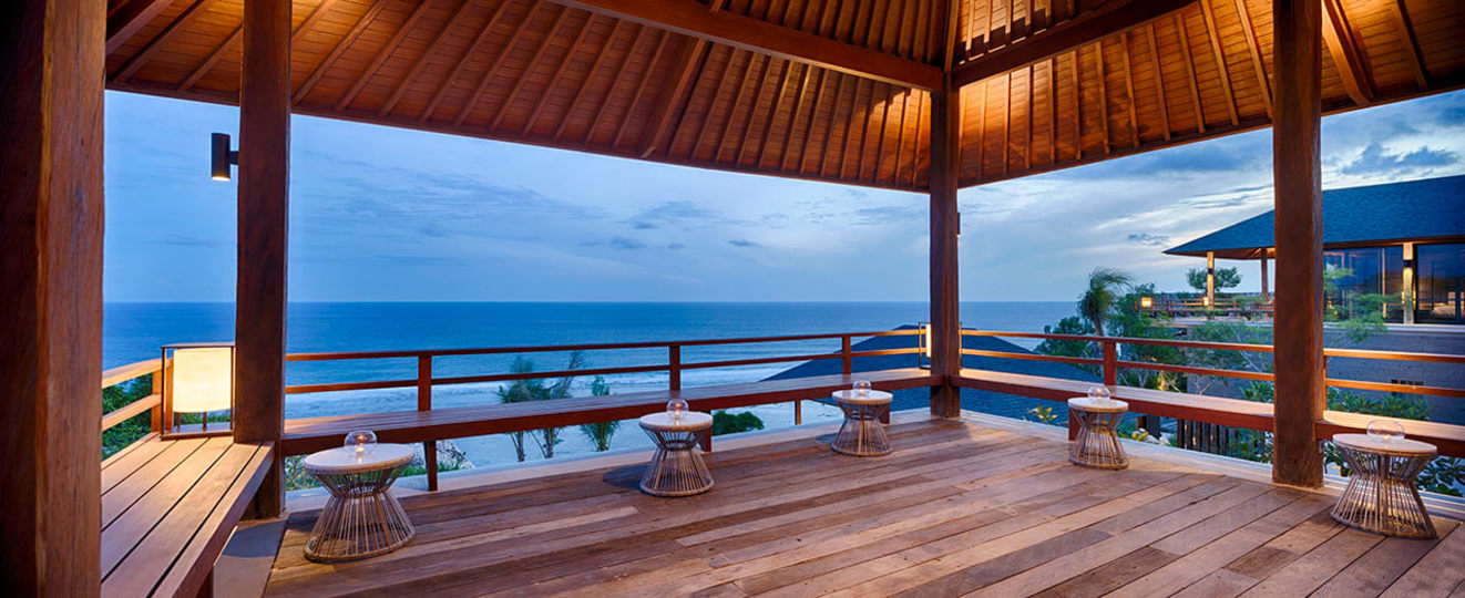 Experience Ultimate Luxury by the Beach, Bali Villa 1129