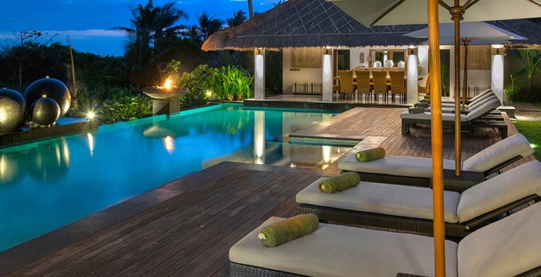 Rent a Luxury Villa in Bali Close to the Beach, Bali Villa 1130