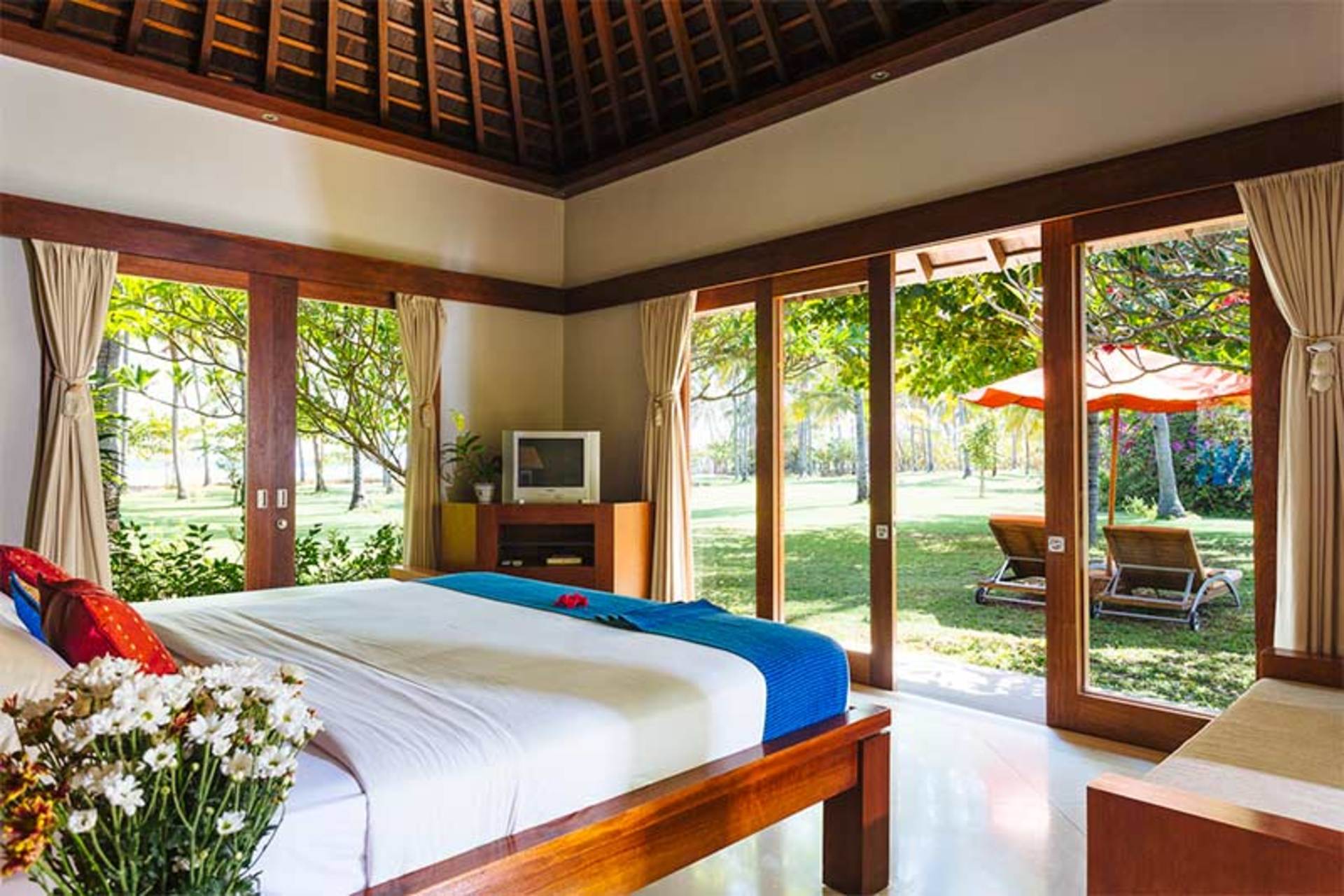 Luxury 4 Bedroom Villa with Private Pool, Lombok Villa 1134