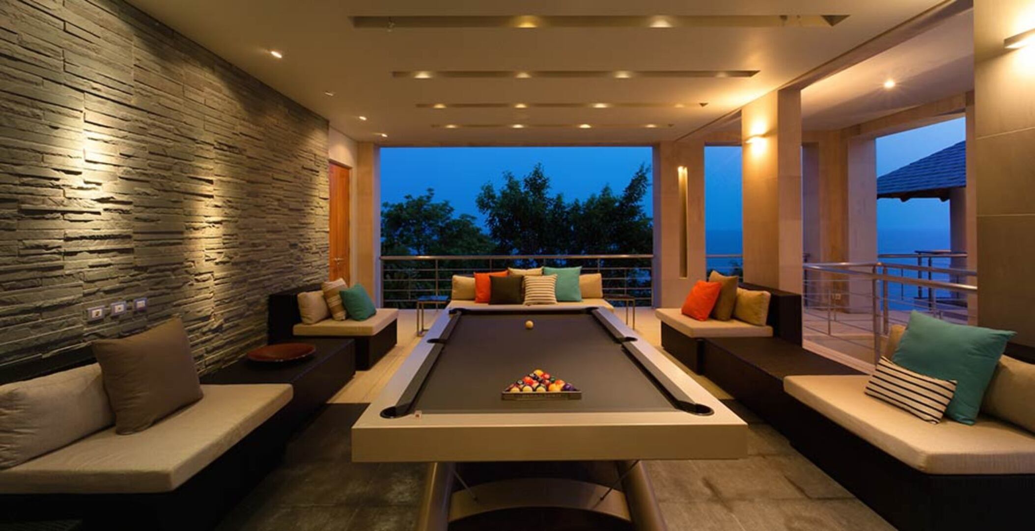 You and Your Family will have a Dream Holiday staying in this 9 bedroom Luxury Phuket Villa 1013