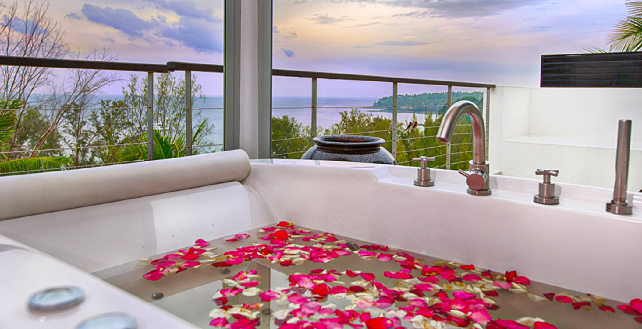 Your Friends Will Love This Luxury Villa, Fully Staffed and Private Chef, Phuket Villa 1020