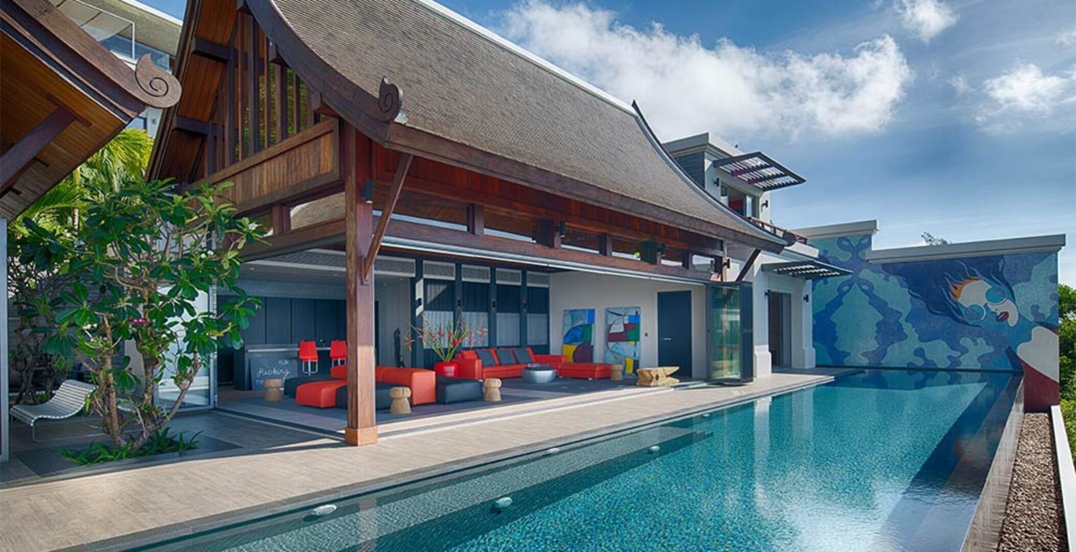Experience the Ultimate Holiday while staying in this Luxury Phuket Villa 1032
