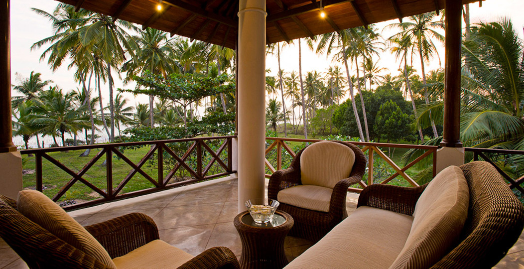 Experience a Luxury Holiday in Sri Lanka while staying in this Beautiful Villa, Ocean’s Edge Villa