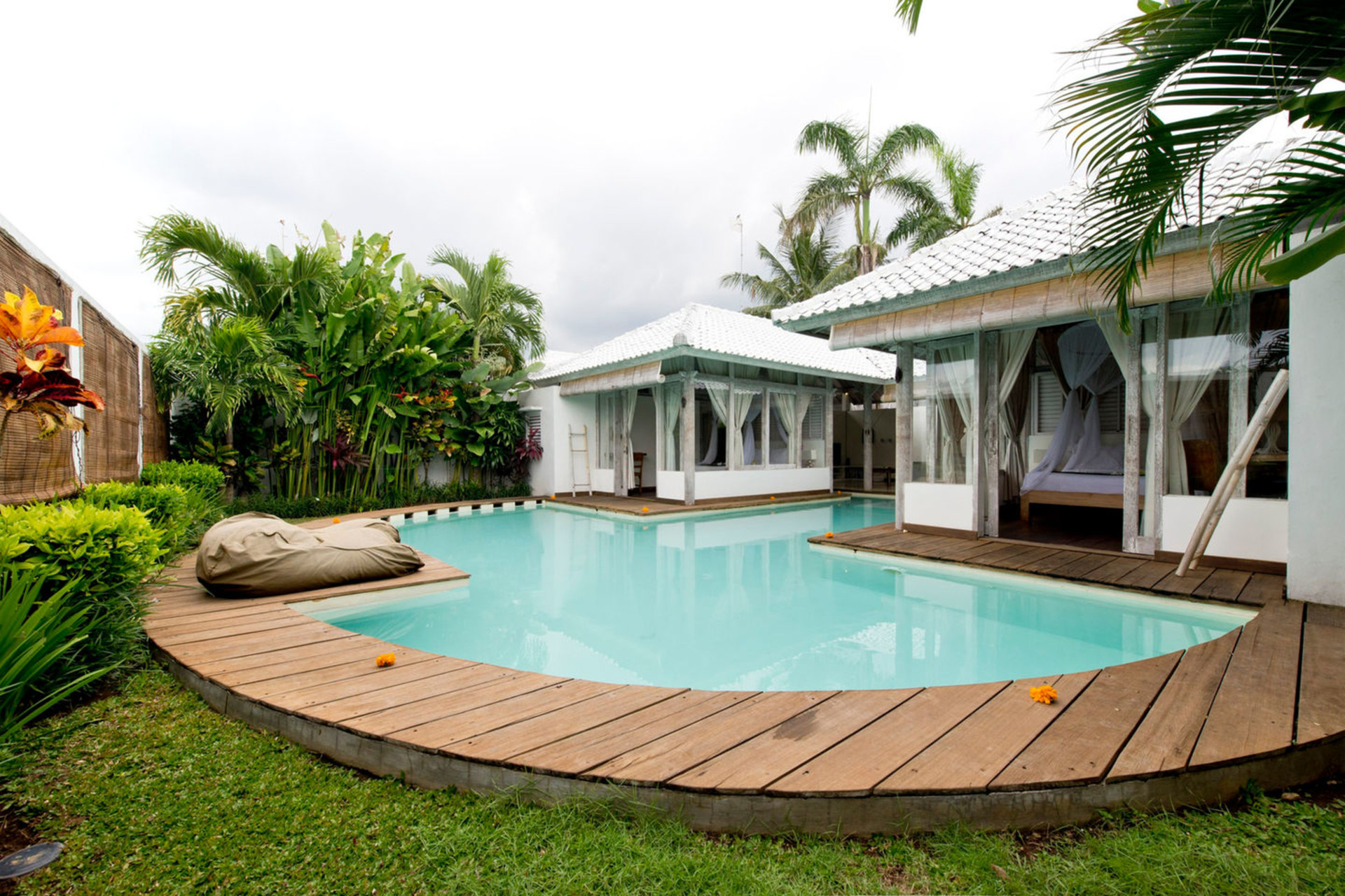 At Last, Rent Your Own 5 Star Private Villa in Seminyak at an Affordable Rate, Bali Villa 1145