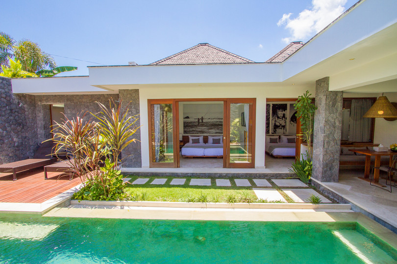 Luxury 2-Bedroom Villa Near Seminyak's Attractions, Bali Villa 1147