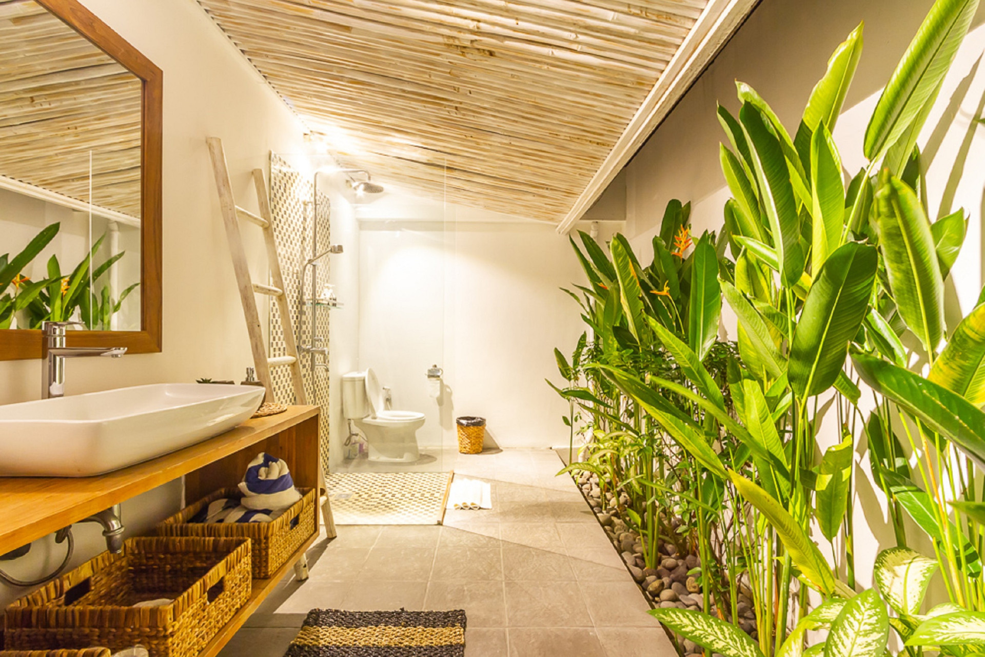 Rent Your 5 Star Private Villa in Seminyak, Bali Villa 1153