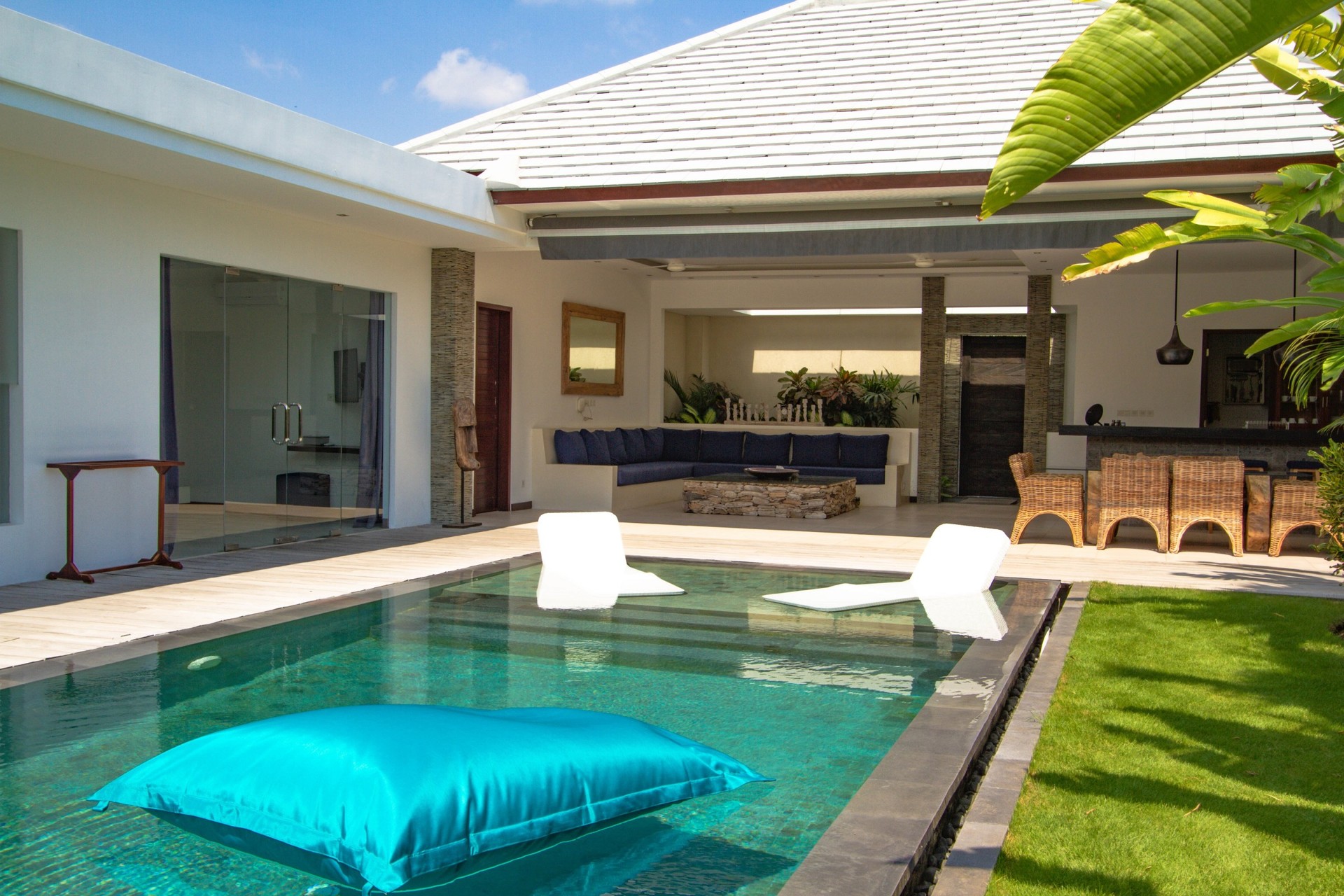 Exclusive Holiday Villa with Pool and Staff, Bali Villa 1156