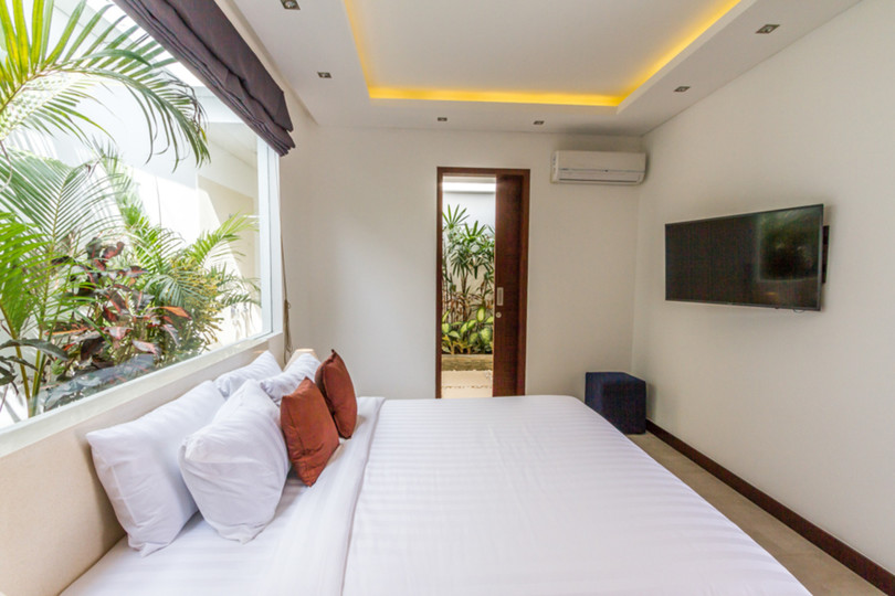 Exclusive Holiday Villa with Pool and Staff, Bali Villa 1156
